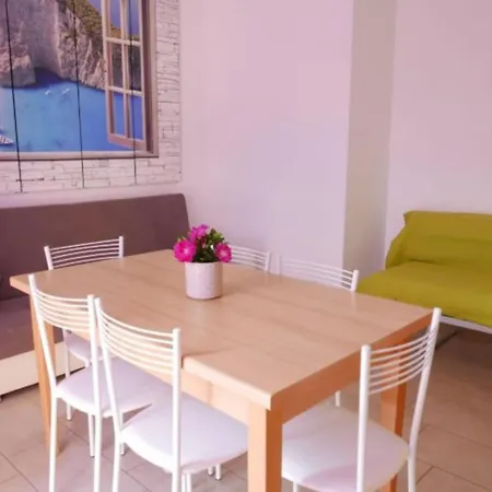 شقة Modern Flat In A Convenient Area بيبيوني